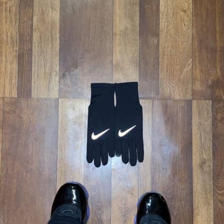 NIKE gloves