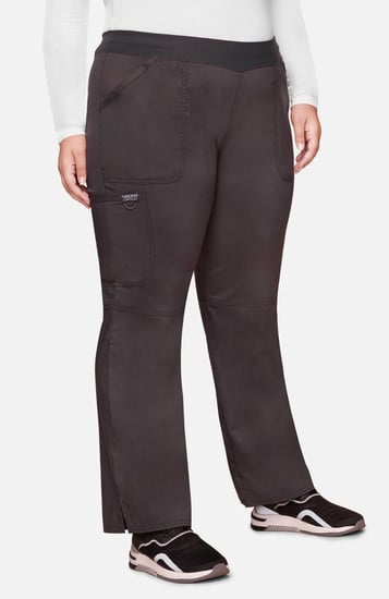 طقم سكراب كامل ماركة شيروكي ورك وير ريڤلوشن / Revolution by Cherokee Workwear Women's V-Neck Solid Scrub Top  /  Women's Elastic Waist Cargo Pocket Scrub Pant