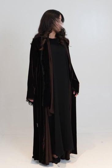 عباية مخمل 130