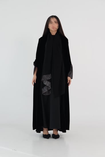 عباية مخمل 123