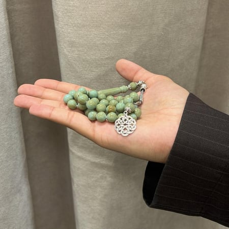 سبحة بكلايت باللون اخضر معرق