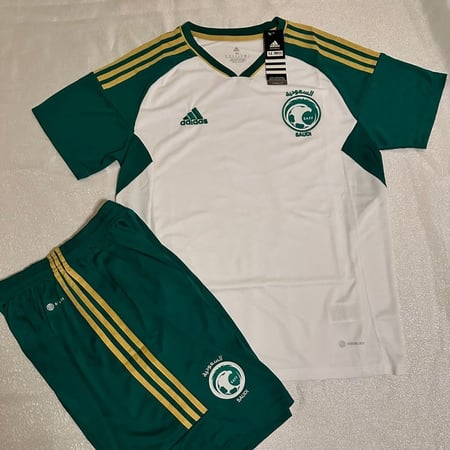 طقم المنتخب