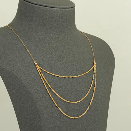 عقد ذهب ثلاثة أدوار