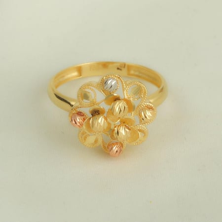 خاتم ذهب الكرات الملونة بالذهب الخالص من مجموعة نواعم العماري