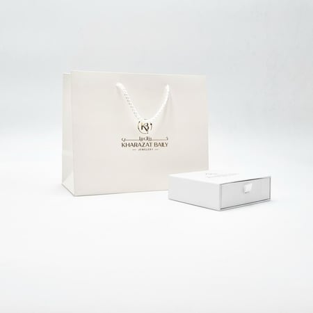 نحت صورة على سلسال بيضاوي - فضي