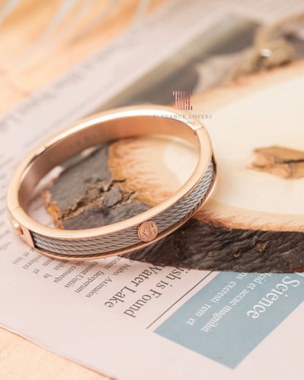 إسوارة مطلية ذهب ماركة شاريول - Foreve Bangle Rose Gold