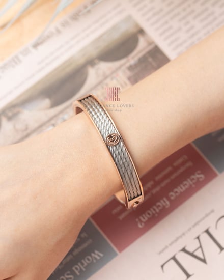 إسوارة مطلية ذهب ماركة شاريول - Foreve Bangle Rose Gold