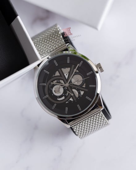 ساعة رجالية ماركة كالفين كلاين Silver Chain CK Logo Dial