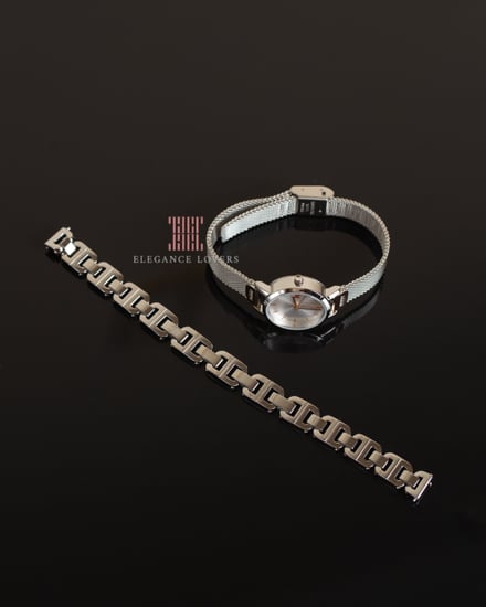 طقم نسائي ساعة + إسوارة ماركة دكني NY6684SET