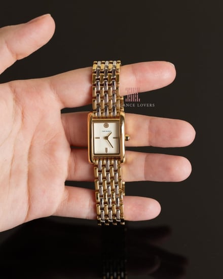 ساعات نسائية