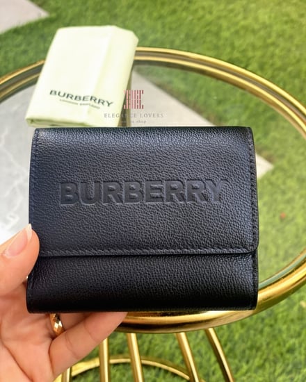 محفظة نسائية ماركة بربري - أسود