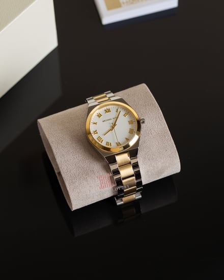 ساعة نسائية ماركة مايكل كورس MK7464