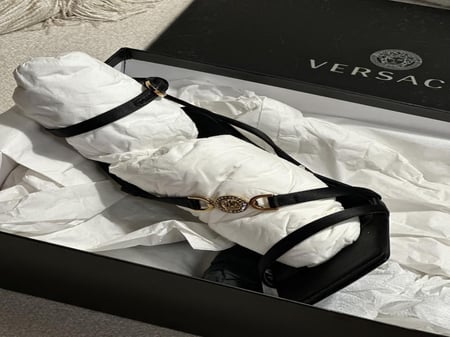 VERSACE