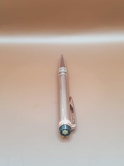 قلم ماركه MONT BLANC لون نحاسي فاخر