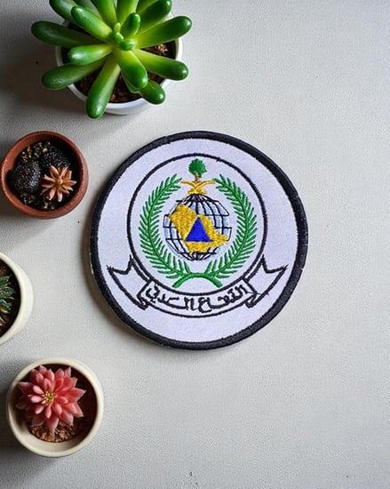 شعار الدفاع المدني 8 سم