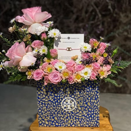 اسورة توري بورش مع تنسيق ورد