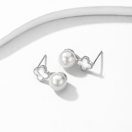 أقراط فضة على شكل زهرة فرنسية مرصعة بالزركون