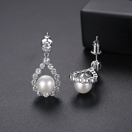 أقراط ألماسية لؤلؤية مطلية بالزركونيوم - Lumi Jewelry