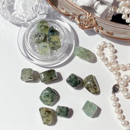 بريهنايت prehnite + Epidoteمصقول كبير