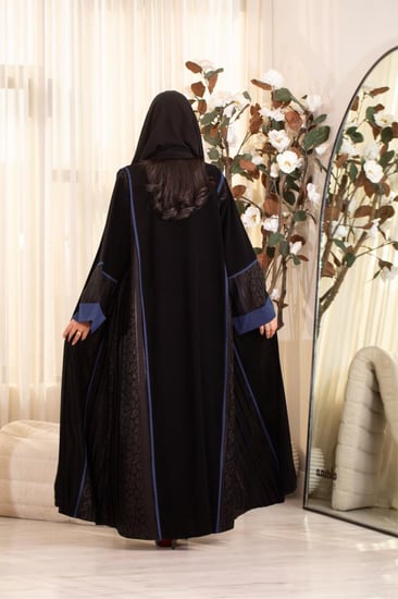عباية انترنت اسود مع كحلي