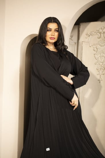 عباية اسود بكسرات كامل