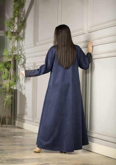 شامواه كحلي بياقة مخمل وشك على الاكمام