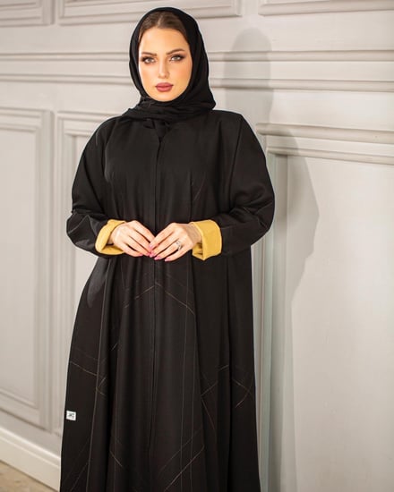 كتان أسود مخطط ذهبي