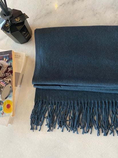 سكارف صوف سادة بالوان متعددة