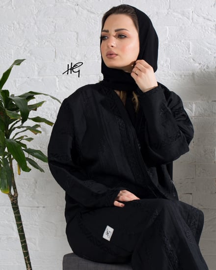 عباية لينن اسود