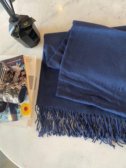 سكارف صوف سادة بالوان متعددة