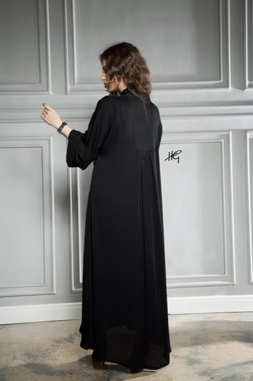 عباية كلوش مسكره من الامام