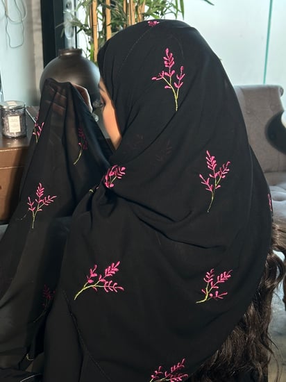 طرحة بتشجير أنيق