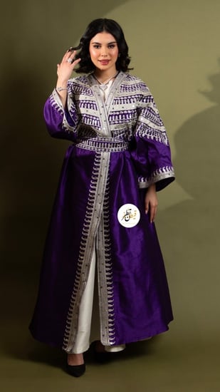 بشت سارا