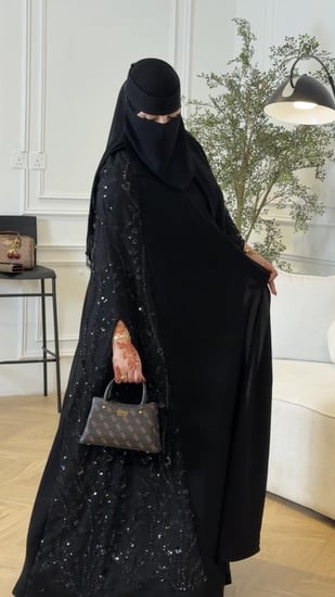 عباية النجلاء