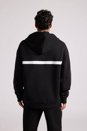 هودي بجيب أمامي أوفرسايز للجنسين - أسود