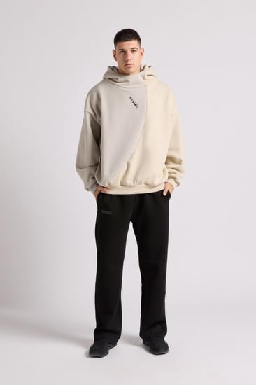 هودي بقصة واسعة ورقبة عالية بشعار سيلين للجنسين رمادي فاتح + أبيض