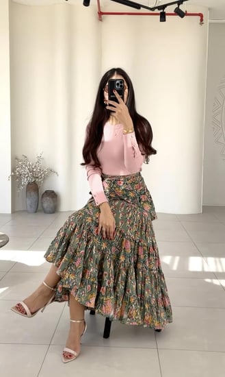 تنورة قرين فلور