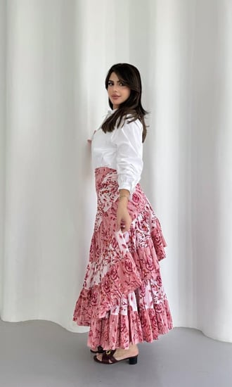 تنورة وايت فلور