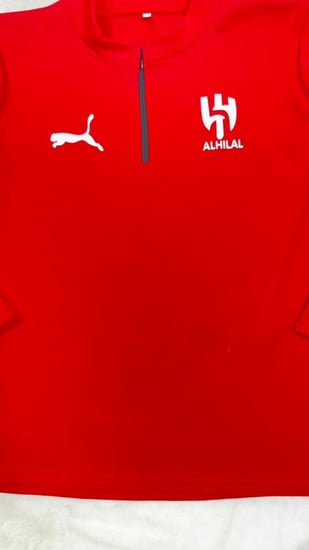 بلوفر الهلال