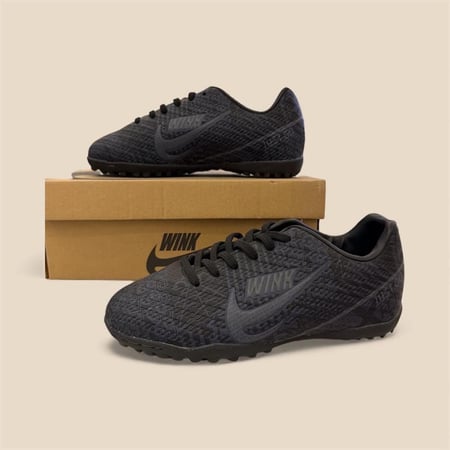 جزم كرة قدم مقاس 31