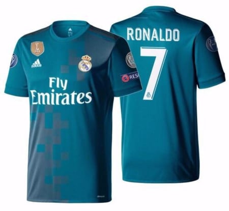 طقم  ريال مدريد 2017-2018 كلاسيك