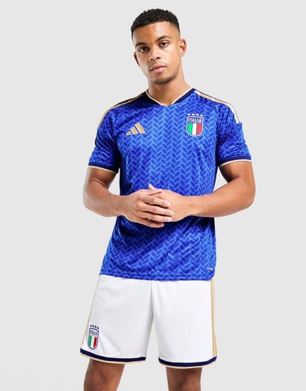طقم منتخب ايطاليا