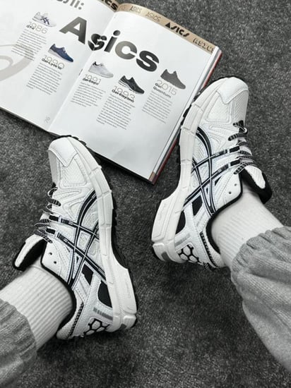 حذاء الجري سكيز جل كاهانا