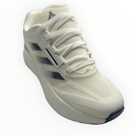 حذاء جري انيق ومريح