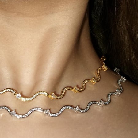 سلسلة Wavy ذهبي