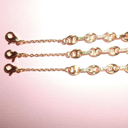 اسورة Rainbow Chain