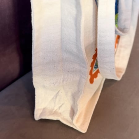 نَفْسُكَ أَوْلَى بِالحُب