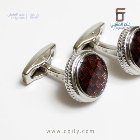 كبكات رجالية فضية بتصميم بيضاوي