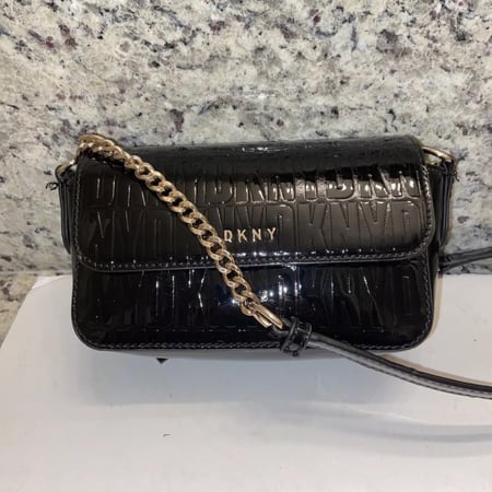 طقم شنطه+محفظه DKNY