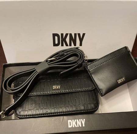 طقم شنطه+محفظه DKNY